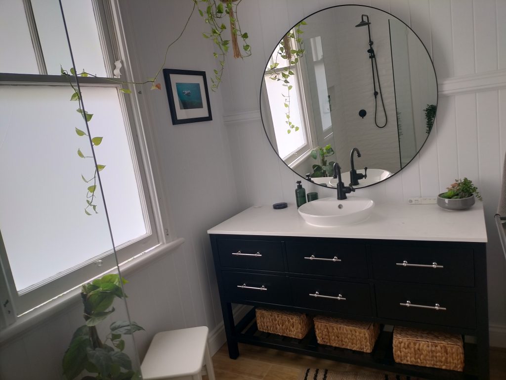 Classic Black Vanity and tapware - Kangaroo Point QLD