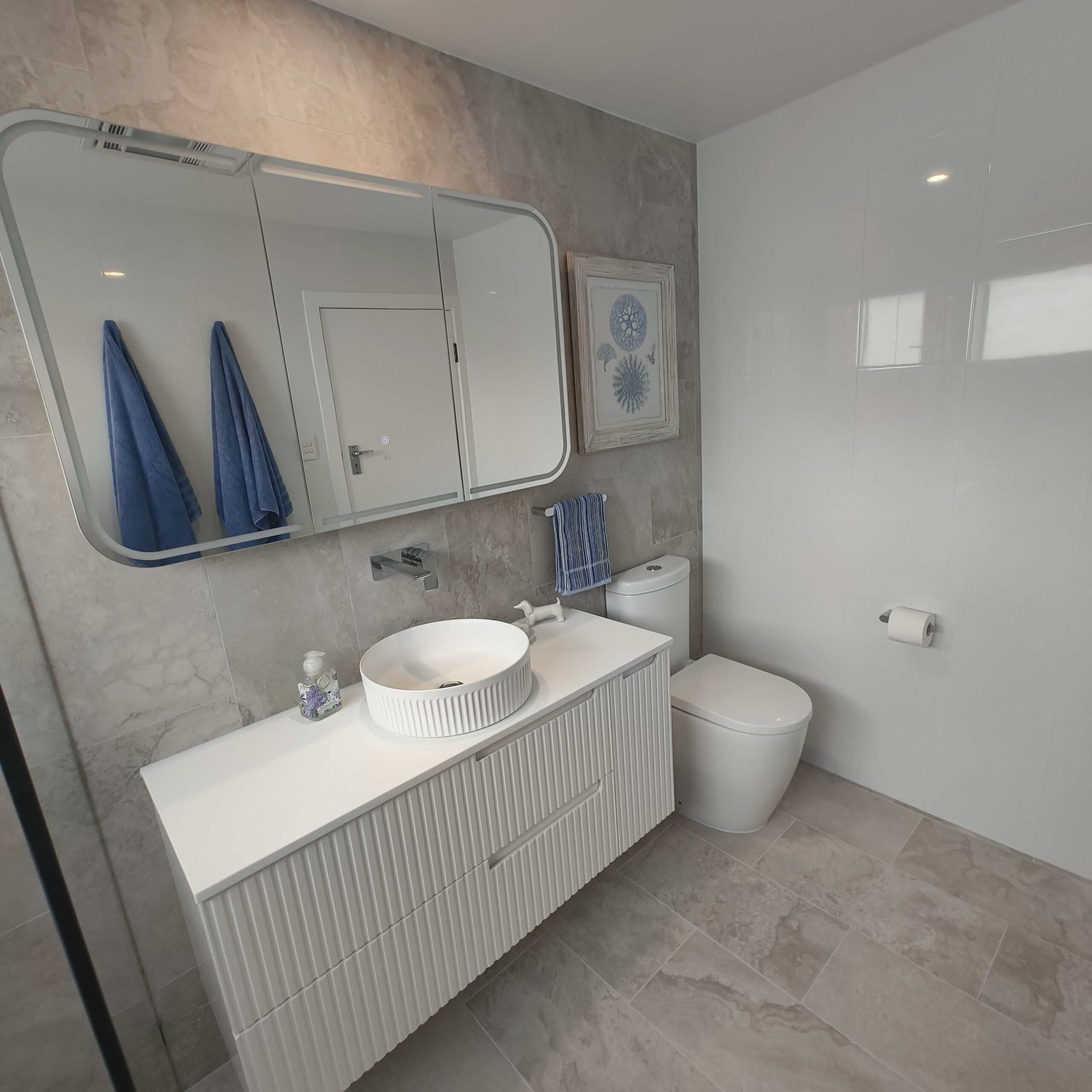 Coorparoo bathroom after renovation 4