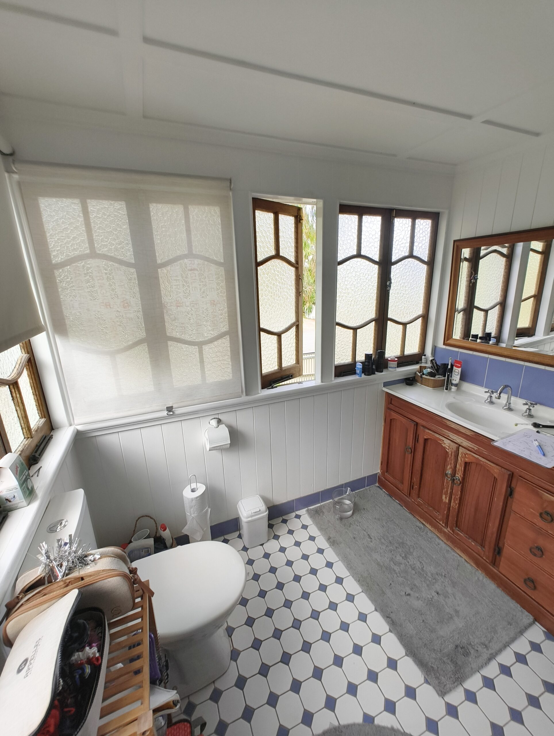 Ensuite in the Woolloongabba Queenslander before renovation