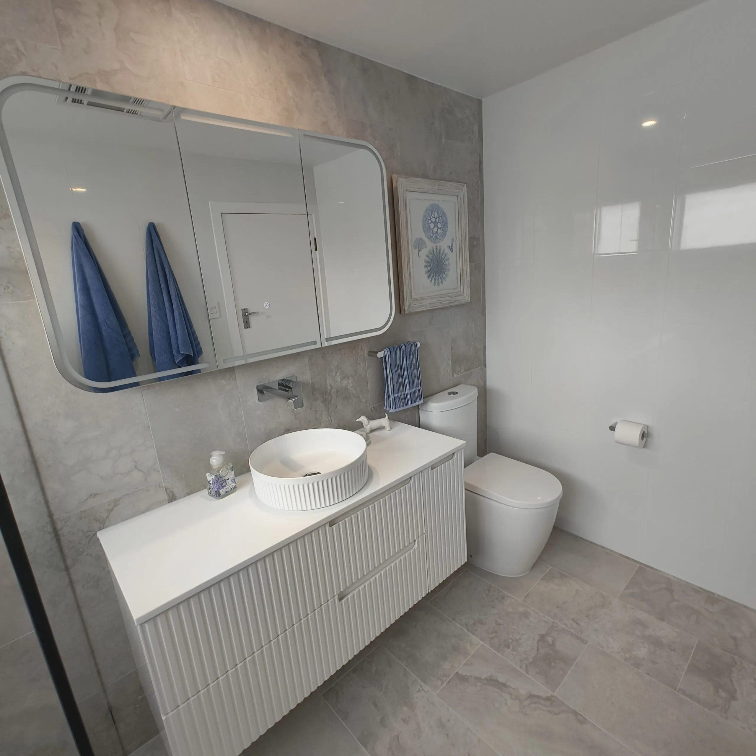 Coorparoo bathroom after renovation 4