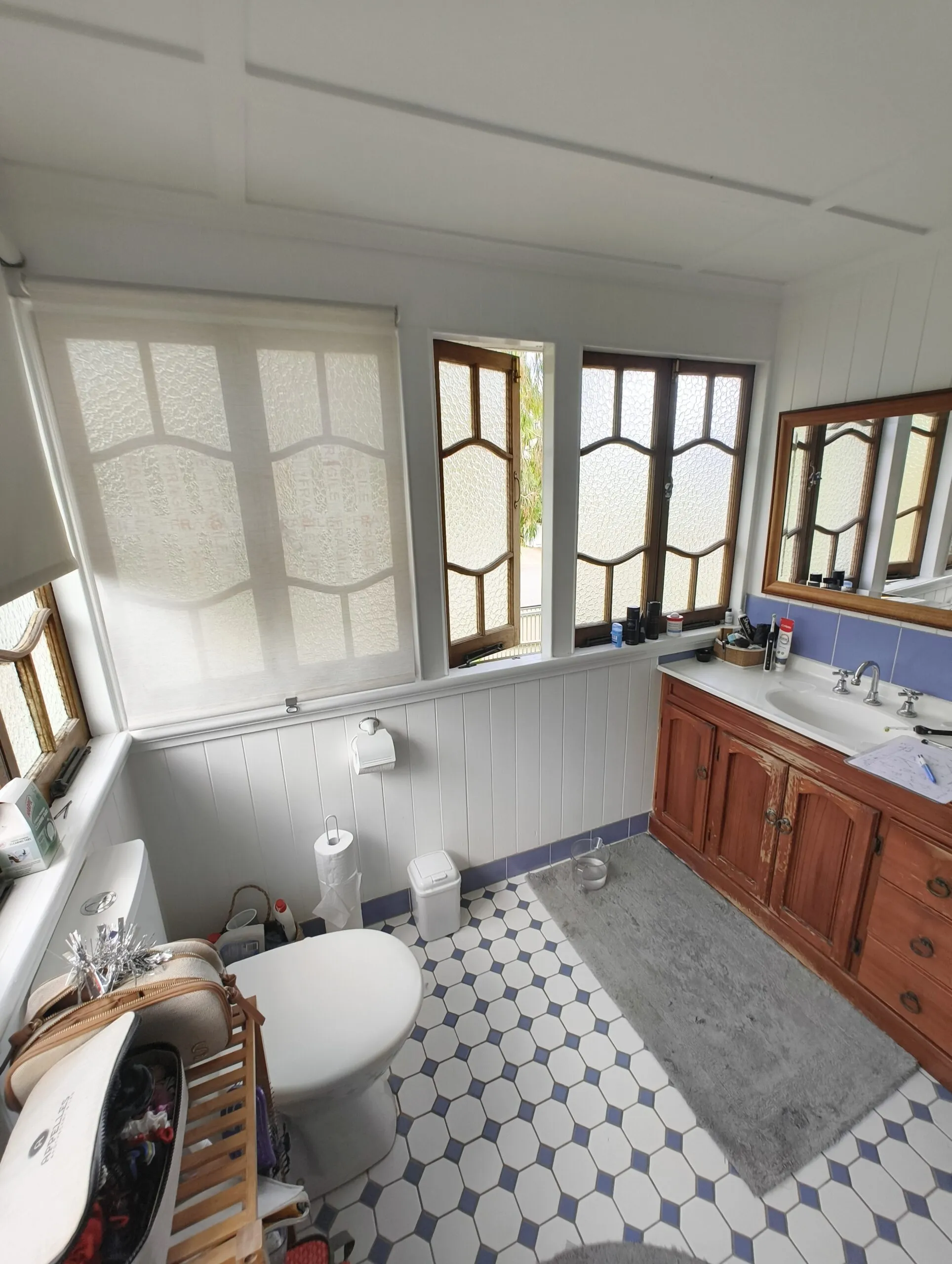 Ensuite in the Woolloongabba Queenslander before renovation